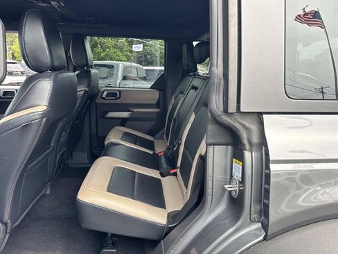 Used 2022 Ford Bronco Wildtrak AWD/4WD image 9