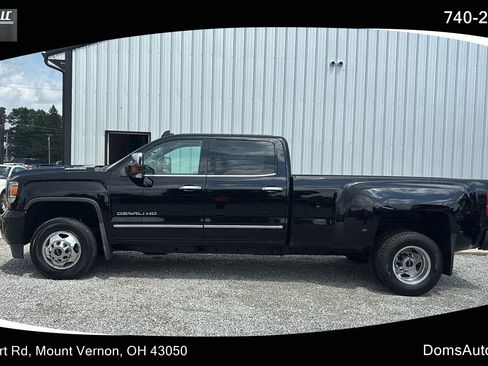 Used 2019 GMC Sierra 3500 Denali AWD/4WD image 1