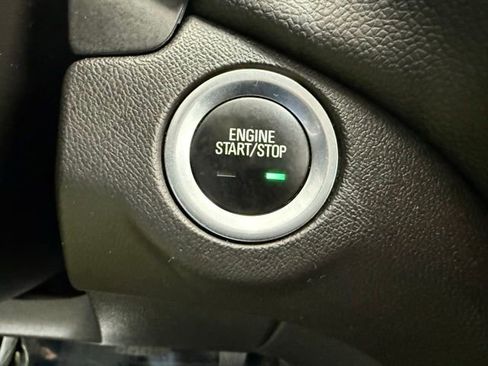 Used 2023 Chevrolet Equinox LT w/ LPO, Floor Liner Package AWD/4WD image 40