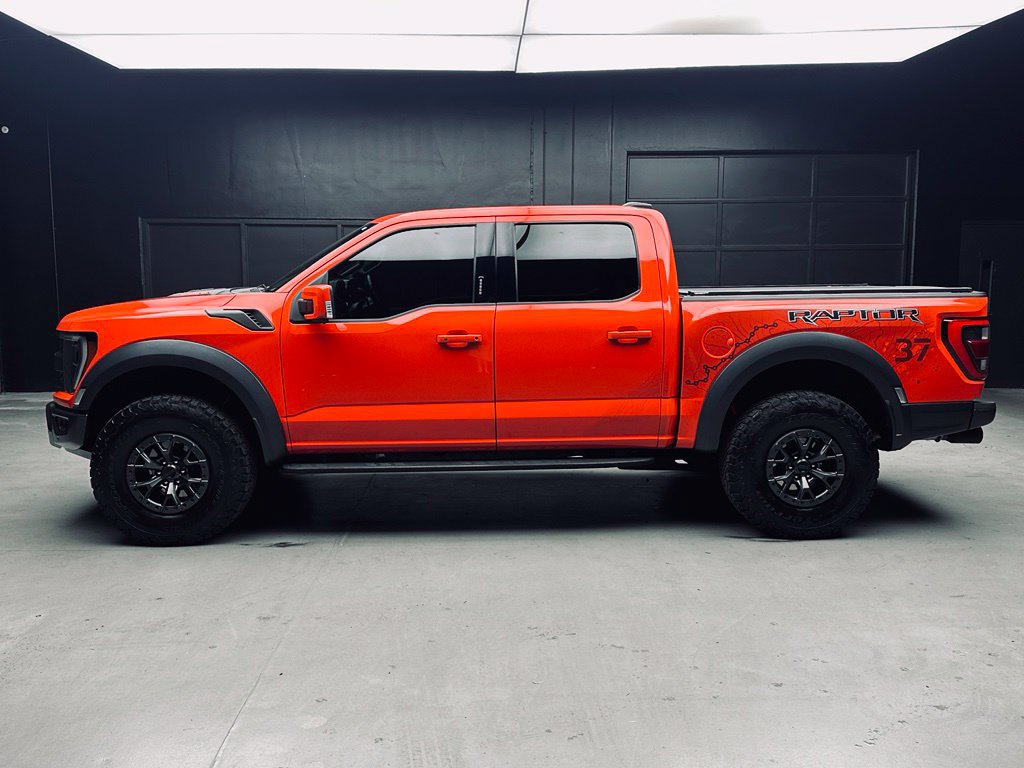 Used 2022 Ford F150 Raptor w/ Raptor 37 Performance Package AWD/4WD image 3
