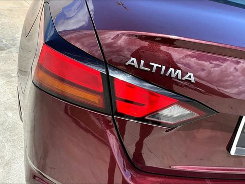 Used 2024 Nissan Altima 2.5 SV w/ SV Premium Package image 29