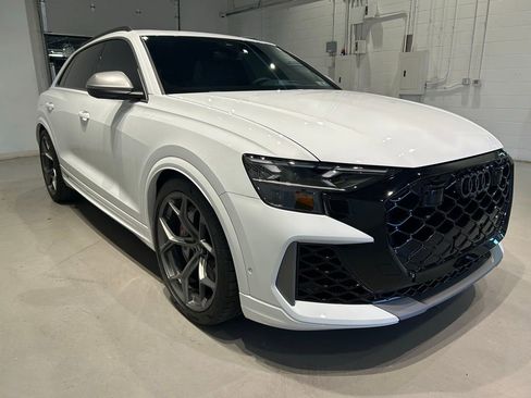 Used 2025 Audi RS Q8 performance AWD/4WD image 8