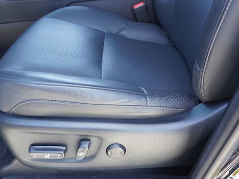 Certified 2023 Lexus GX 460 Luxury w/ Accessory Package AWD/4WD image 25
