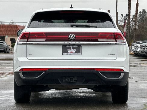 Used 2024 Volkswagen Atlas Cross Sport SE AWD/4WD image 7