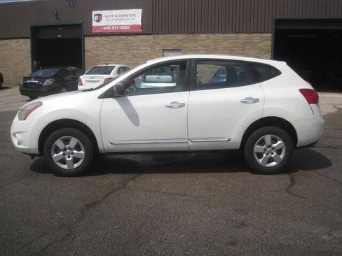 Used 2014 Nissan Rogue S AWD/4WD image 8