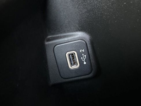 Used 2018 Jeep Wrangler Unlimited Sahara image 15