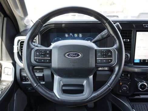 Used 2024 Ford F250 Lariat w/ Lariat Ultimate Package AWD/4WD image 18