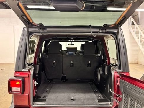 Used 2022 Jeep Wrangler Unlimited Sport AWD/4WD image 25