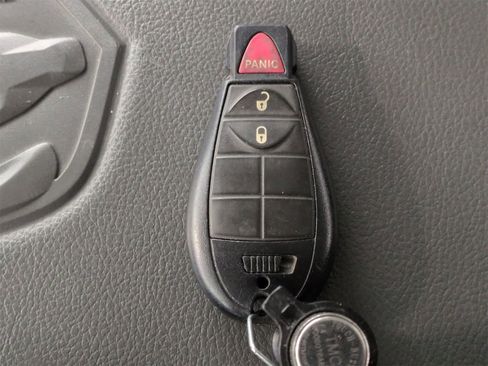 Certified 2015 RAM 2500 SLT w/ Protection Group image 37