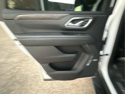 Used 2023 Chevrolet Tahoe LT w/ Luxury Package image 36