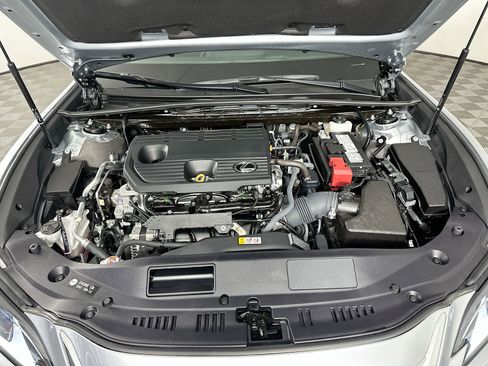Used 2024 Lexus ES 250 w/ Premium Package AWD/4WD image 32