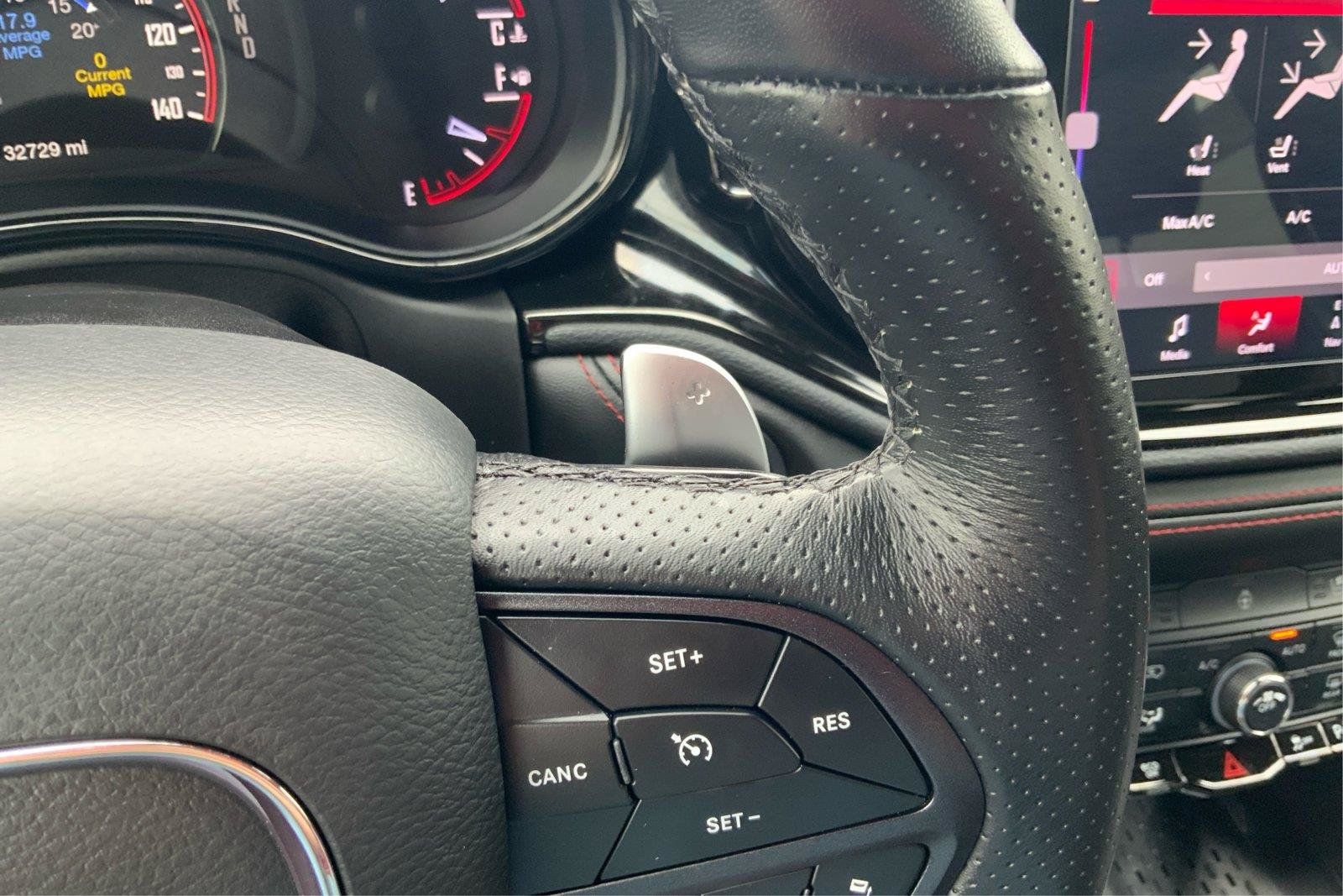 Used 2025 Dodge Durango R/T AWD/4WD image 37