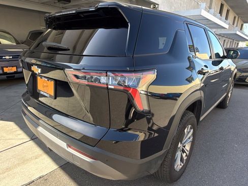 Used 2025 Chevrolet Equinox LT AWD/4WD image 7
