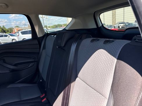 Used 2019 Ford Escape SE AWD/4WD image 5