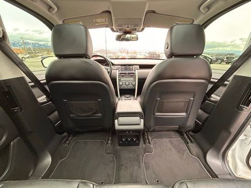 Used 2018 Land Rover Discovery Sport HSE image 42