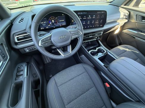 New 2026 Chevrolet Traverse LT w/ Midnight/Sport Edition image 13