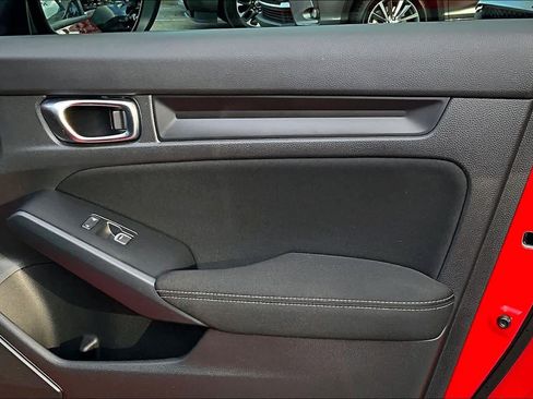 Used 2023 Honda Civic Sport image 26