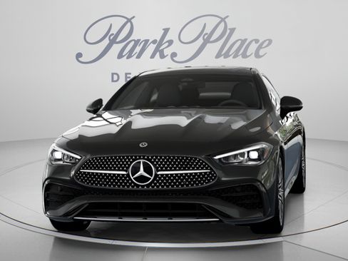 Used 2025 Mercedes-Benz CLE 300 4MATIC Coupe image 35