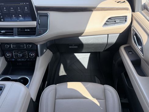 Used 2023 Chevrolet Tahoe Premier w/ Premium Package RWD image 56