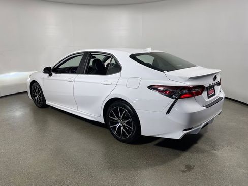Certified 2023 Toyota Camry SE image 5