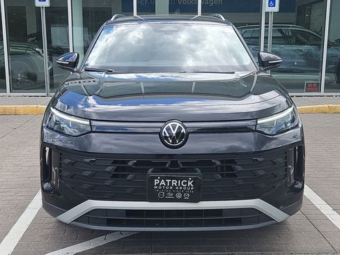Certified 2026 Volkswagen Tiguan SE AWD/4WD image 24