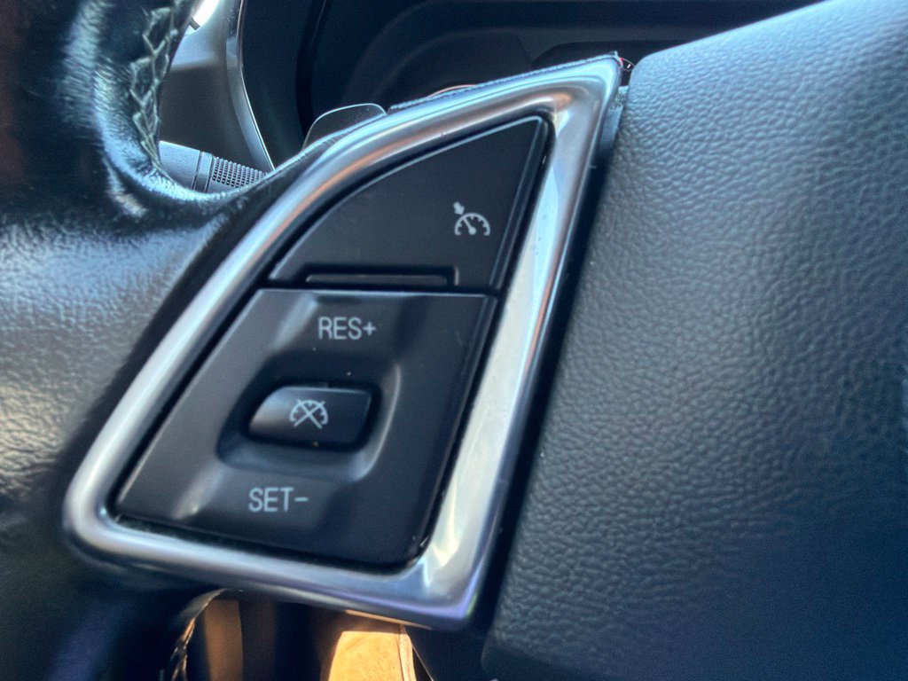 Used 2022 Chevrolet Camaro LT RWD image 22