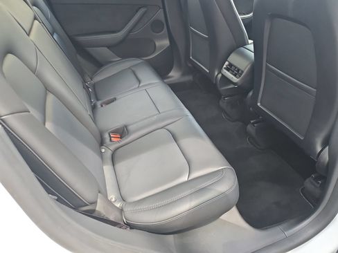 Used 2022 Tesla Model Y Performance AWD/4WD image 30