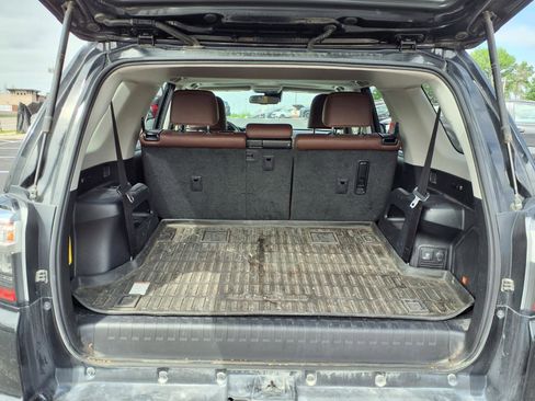 Used 2020 Toyota 4Runner Limited AWD/4WD image 25
