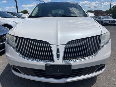 Used 2013 Lincoln MKT AWD image 10