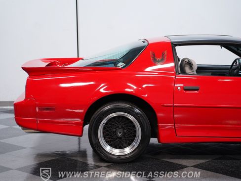 Used 1989 Pontiac Firebird Trans Am RWD image 23