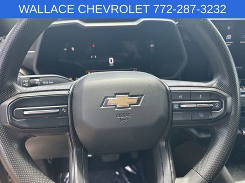 Used 2024 Chevrolet Colorado W/T RWD image 16