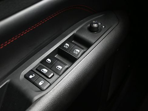 Used 2026 Jeep Compass Trailhawk AWD/4WD image 25