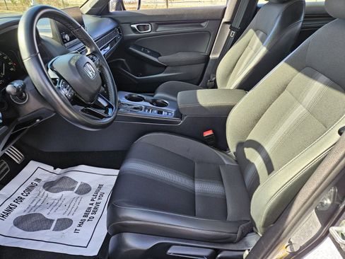 Used 2025 Honda Civic Sport image 7