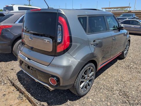 Used 2018 Kia Soul ! w/ Tech Package FWD image 5