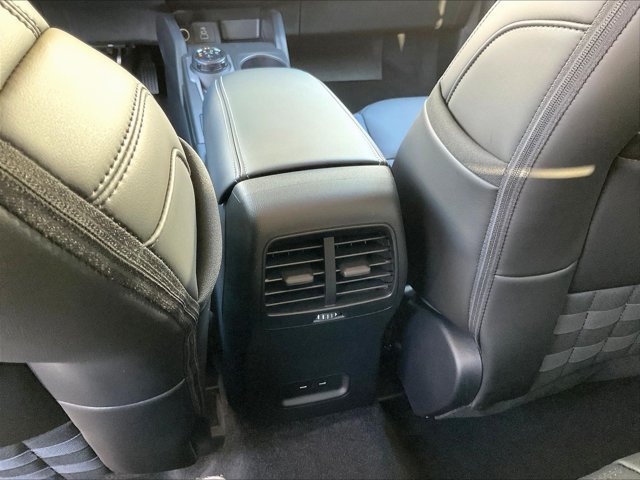 New 2026 Ford Bronco Sport Outer Banks w/ Interior Protection Package AWD/4WD image 15
