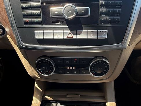 Used 2013 Mercedes-Benz ML 350 2WD image 25