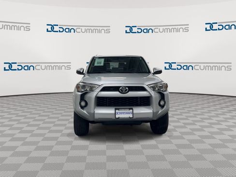 Used 2017 Toyota 4Runner SR5 AWD/4WD image 3