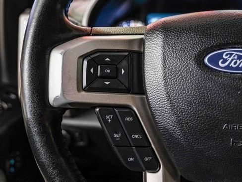 Used 2019 Ford F250 Lariat w/ Lariat Value Package image 15