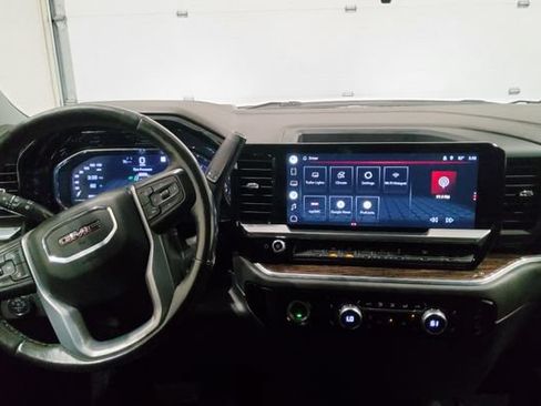 Used 2022 GMC Sierra 1500 Elevation w/ LPO, Elevation Black Package AWD/4WD image 29