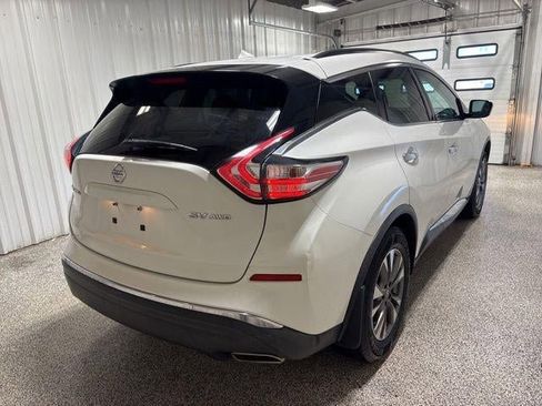 Used 2015 Nissan Murano SV image 3