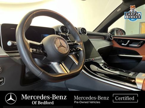 Used 2024 Mercedes-Benz GLC 300 4MATIC image 12