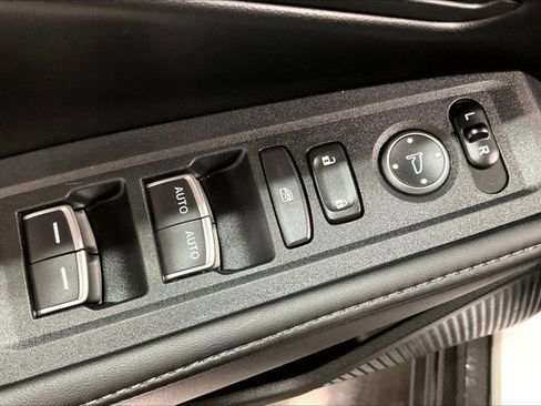 Used 2024 Honda Accord Sport image 39