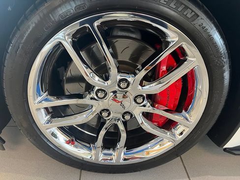 Used 2016 Chevrolet Corvette Stingray Coupe w/ 3LT Preferred Equipment Group RWD image 12