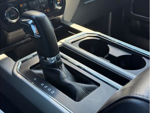 Used 2020 Ford F150 Lariat image 17