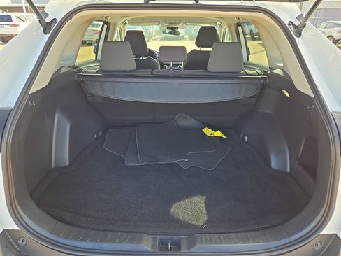 Used 2024 Toyota RAV4 XLE FWD image 29