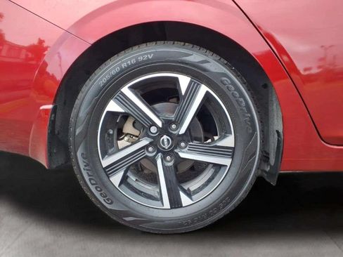 Used 2024 Nissan Sentra SV FWD image 20