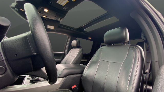 Used 2018 Ford F150 Lariat w/ Equipment Group 502A Luxury AWD/4WD image 13
