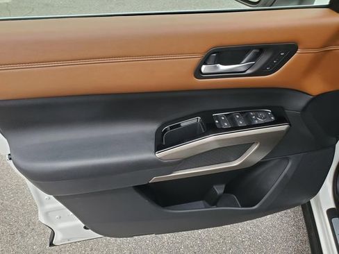 Certified 2024 Nissan Pathfinder Platinum w/ Cargo Package image 16