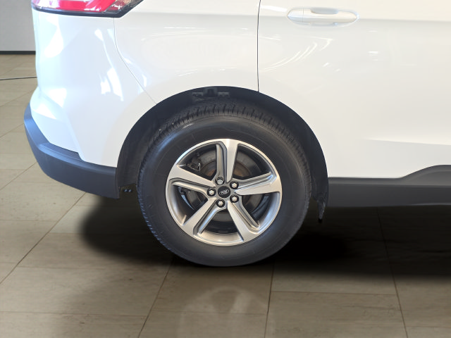 Used 2024 Ford Edge SEL w/ Convenience Package AWD/4WD image 31