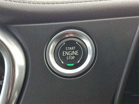 Used 2020 Chevrolet Blazer LT image 25